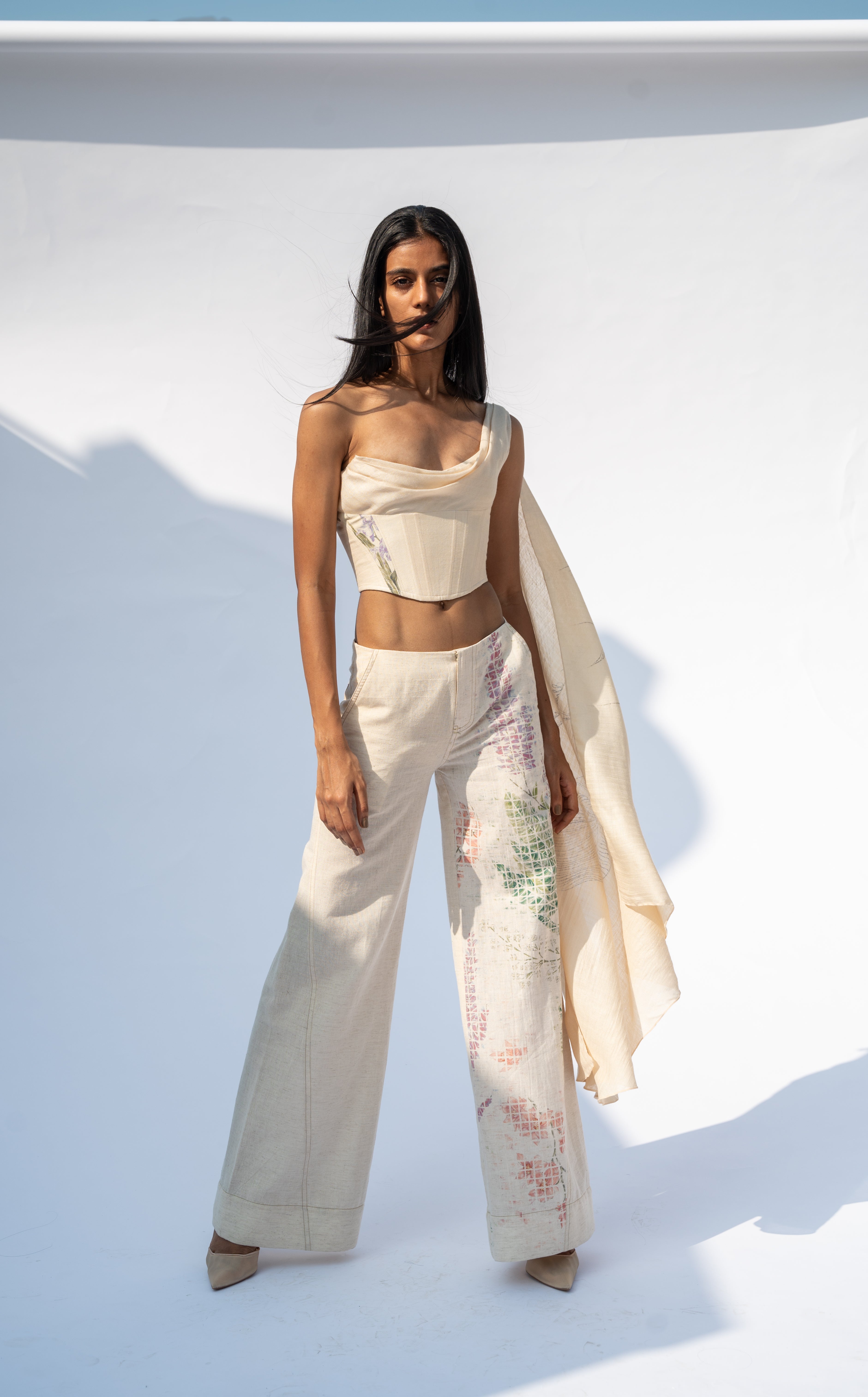 MUGA SILK CORSET