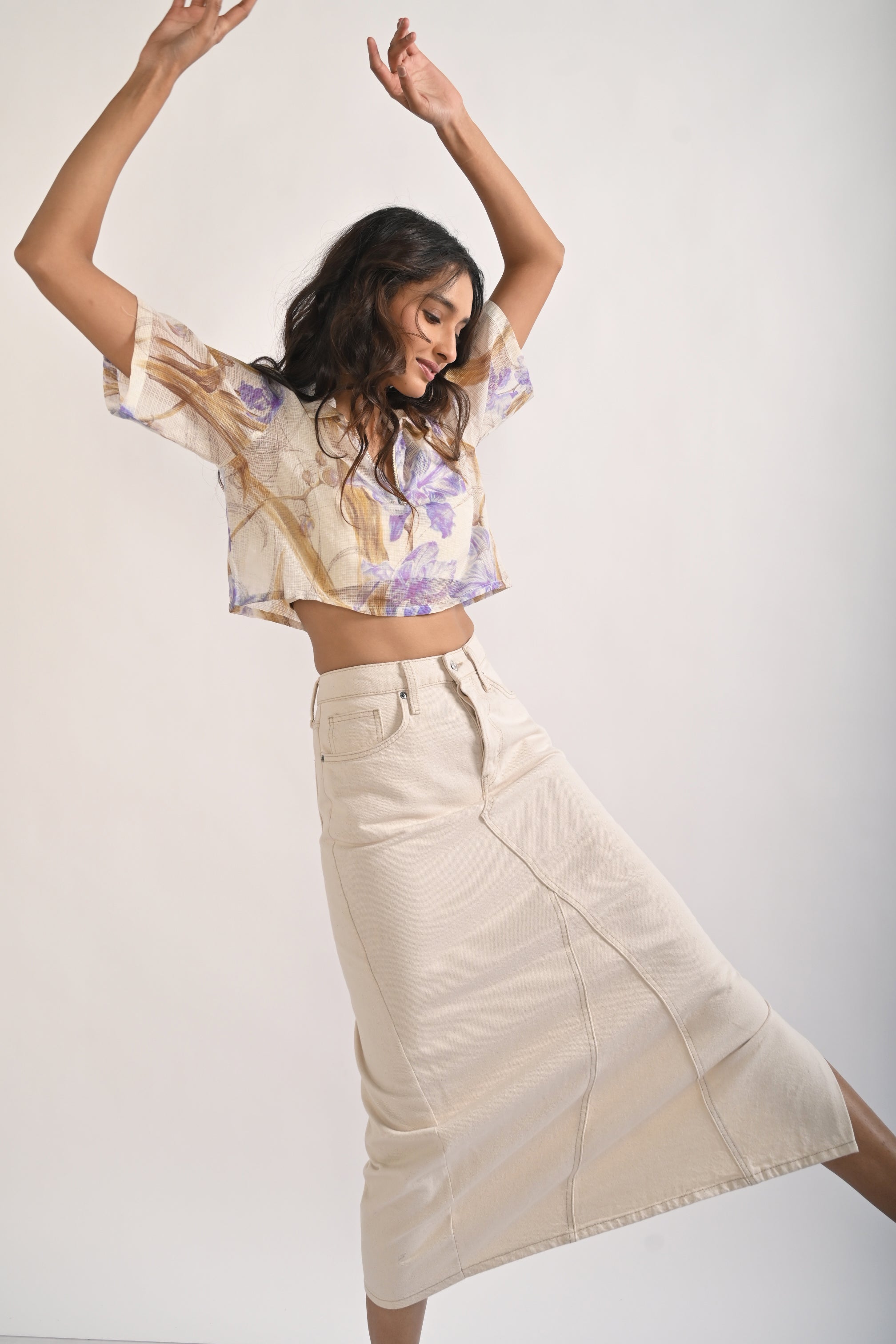 ORCHID BREEZE KOTA CROPPED SHIRT