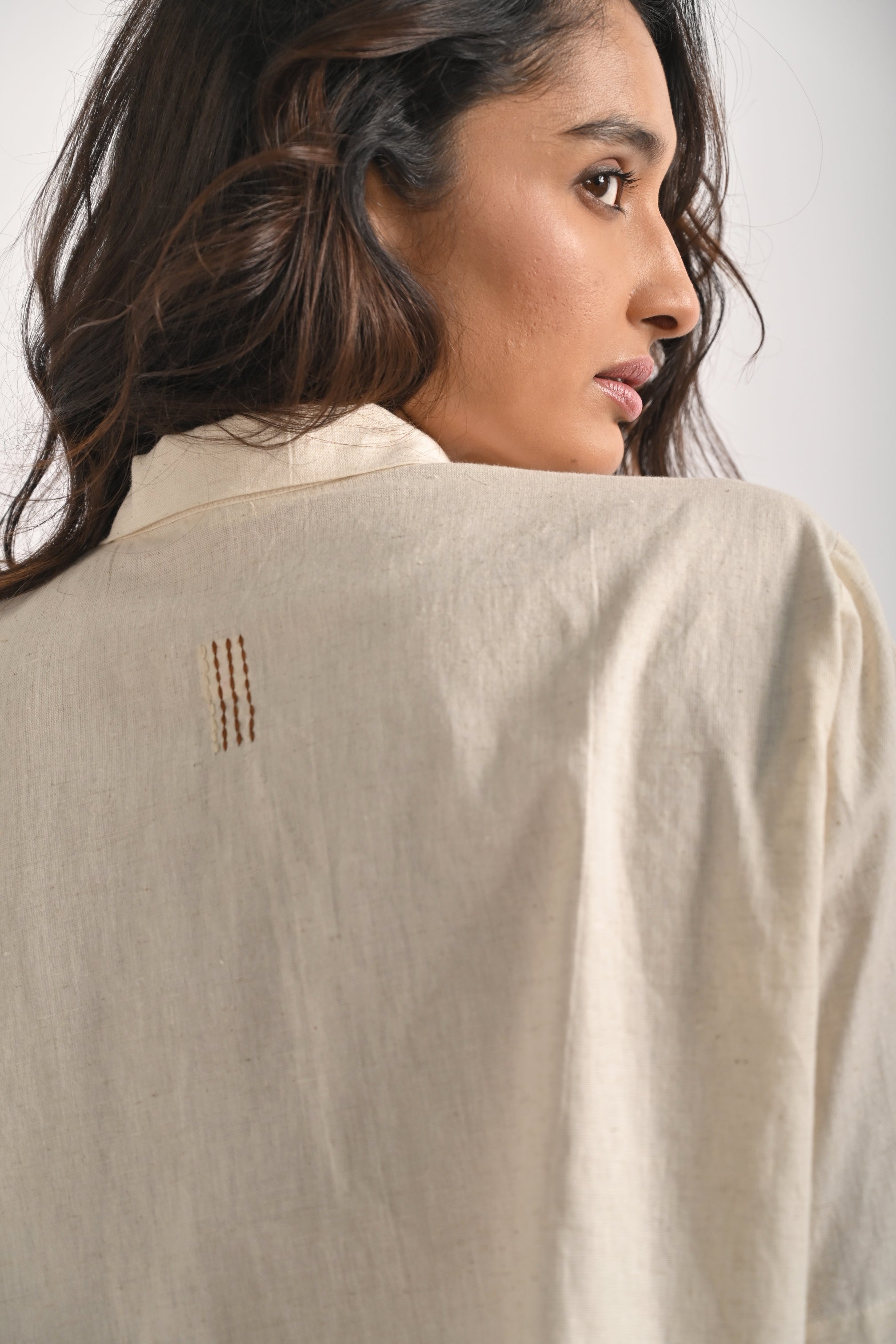 ORCHID EMBROIDERED CROP SHIRT