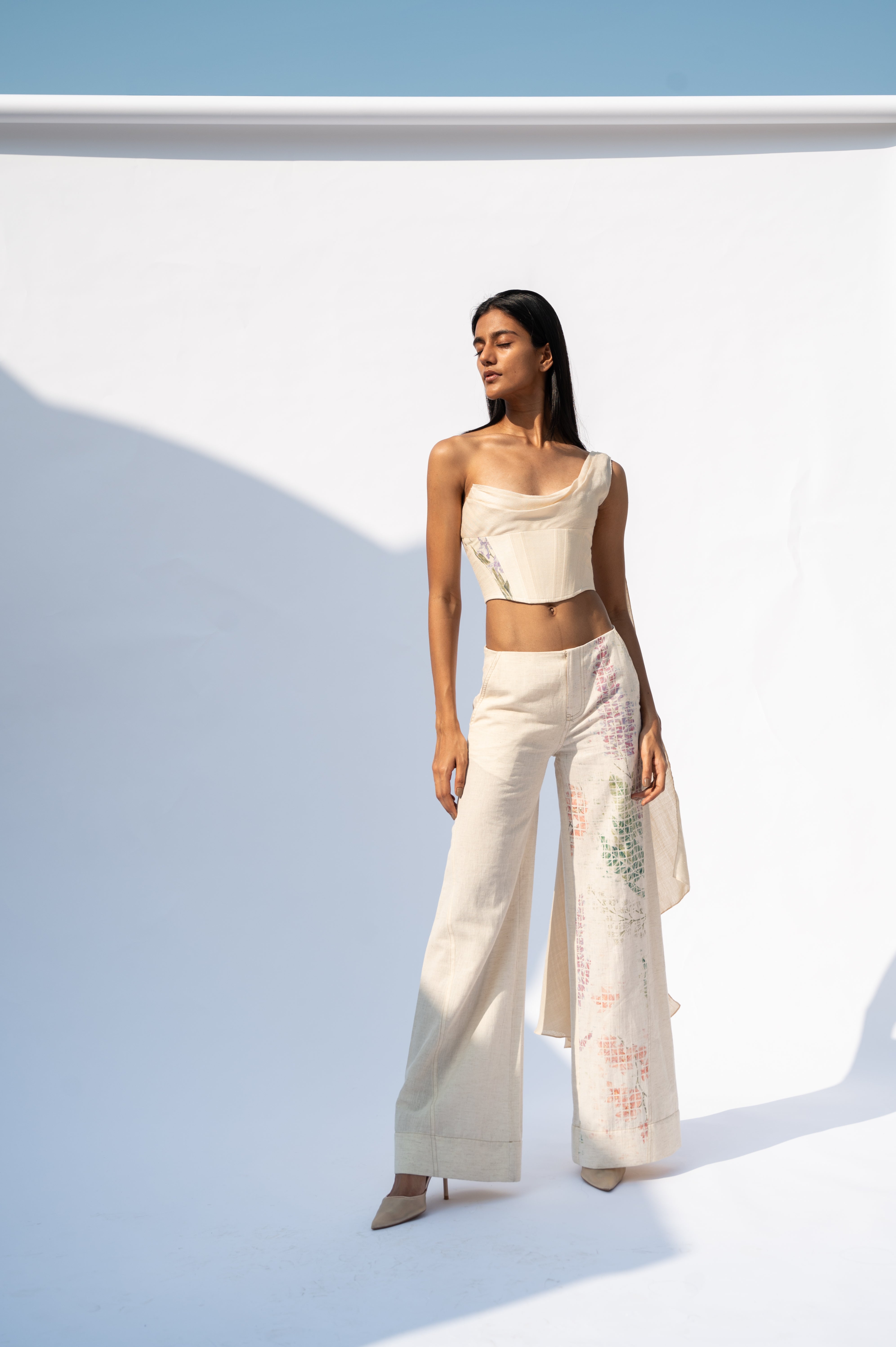 MUGA SILK CORSET