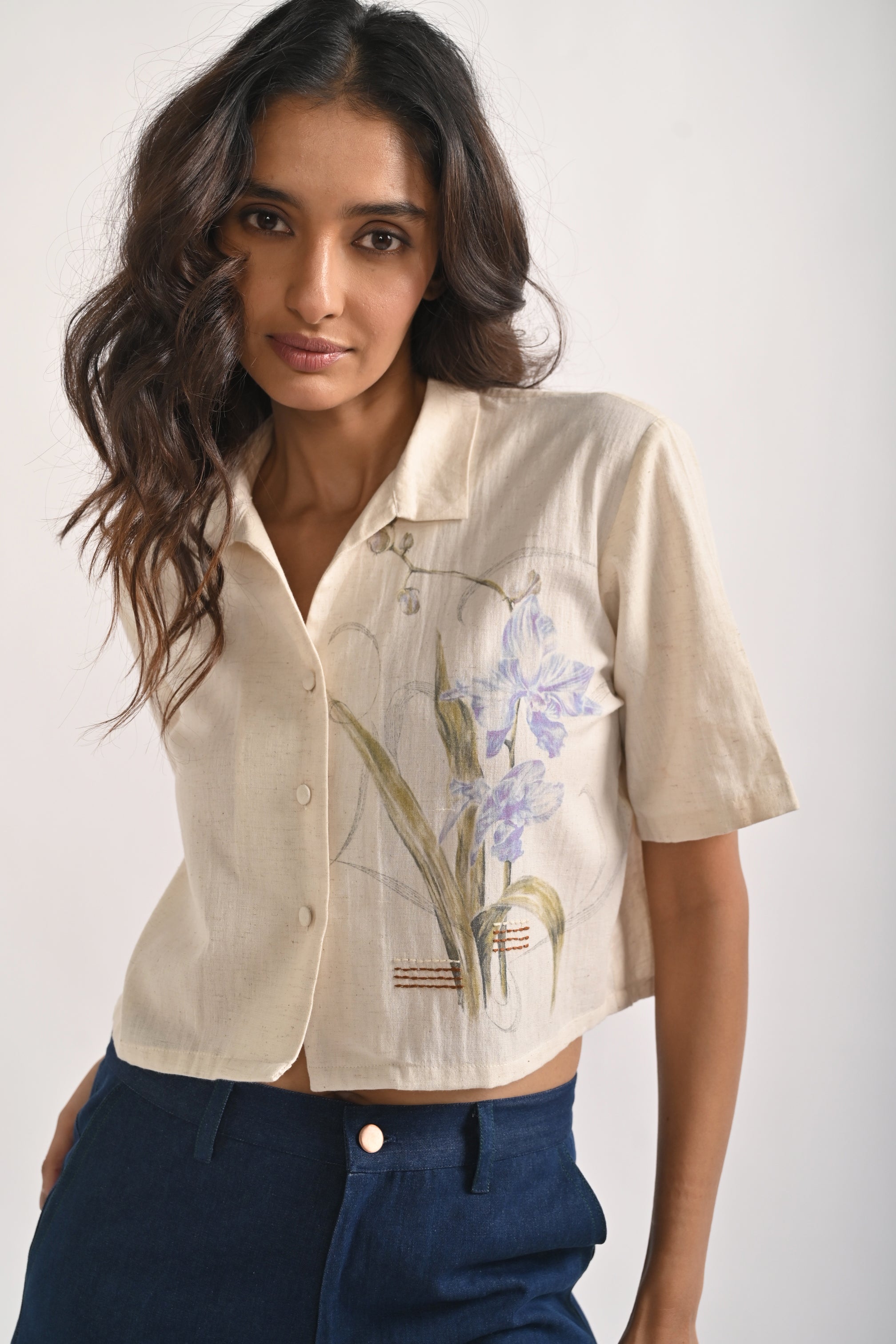 ORCHID EMBROIDERED CROP SHIRT