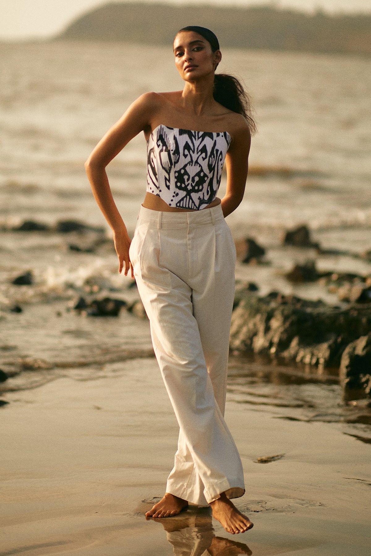 Theia corset